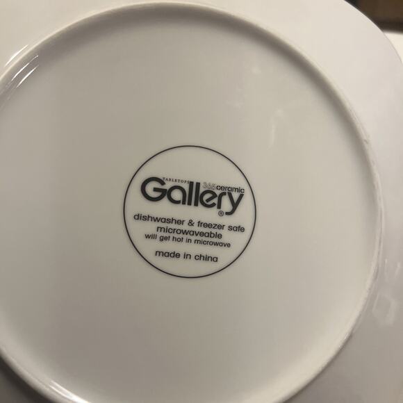 SET OF 7 Tabletops Gallery LILY Square Dinner Plates 10” Red Flower Minimalst EX - Picture 5 of 12